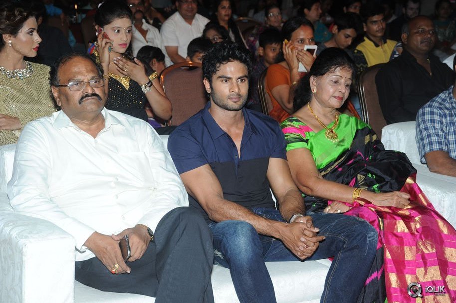 Mosagallaku-Mosagadu-Movie-Audio-Launch